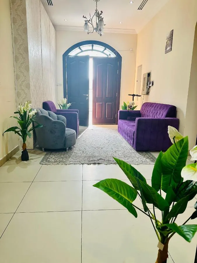 Guest house Small Single Room Inside Luxurious Villa Dubai United Arab Emirates